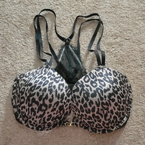 Victoria's Secret Other - Victoria's Secret 34ddd Very Sexy bra front closure